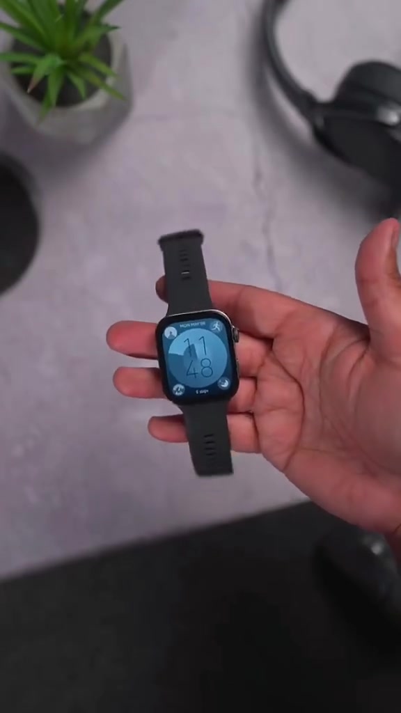 �⌚ ساعة Huawei Watch Fit 3 الذكية ⌚🔥

الأناقة + الأداء + البطارية القوية كلها بساعة وحدة 😍
تتميز بشاشة AMOLED بحجم 1.82 إنج، تصميم نحيف جدًا بوزن 26 غرام، وبطارية تدوم حتى 10 أيام 🔋  

✨ أبرز المميزات:
🔹 شاشة AMOLED فائقة الوضوح 60Hz
🔹 تصميم خفيف وأنيق مناسب يوميًا 😍
🔹 بطارية قوية تدوم لفترة طويلة 🔋
🔹 تدعم Android و iPhone 📱
🔹 مقاومة للماء 5ATM 💦
🔹 قياس نبضات القلب والأوكسجين والنوم ❤️
🔹 أكثر من 100 وضع رياضي 🏃‍♂️🚴‍♂️
🔹 مكالمات عبر البلوتوث 🎙️📞

💰 السعر: 110 ألف فقط 🔥

🚚 متوفر توصيل لكافة محافظات العراق 🇮🇶
📦 توصيل سريع وآمن

📞 للحجز والاستفسار:
***********
