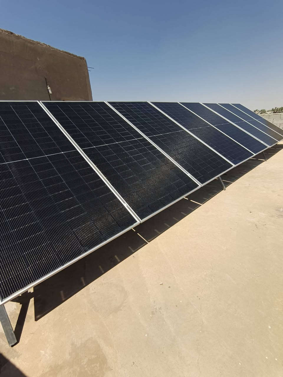 منظومتنا لهذا السبوع في  ديالى كنعان 🌞⚡🌿
تستمر شركتنا في تنصيب منظومات الطاقة الشمسية و التخلص من خط المولدة و مشاكله المستمرة حيث تتميز منظوماتنا بالكفاءة و الاعتمادية بالاضافة الى الضمان الحقيقي  🌞⚡💪 
حجم المنظومة : 16 امبير ⚡ نهاري و 16 امبير ⚡ ليلي 
 و تم التنصيب من قبل كوادرنا الهندسية المتخصصة في هذا المجال 
وتتكون المنظومة من : 
⚡ 8ألواح جينكو 630 واط   
⚡ انفيرتر 6.2كيلواط 
⚡ بطارية ليثيوم 15 كيلو
⚡ بالاضافة الى بورد الحماية و الاسلاك
استفسار اتصال ع رقم. او ع واتساب 
***********
