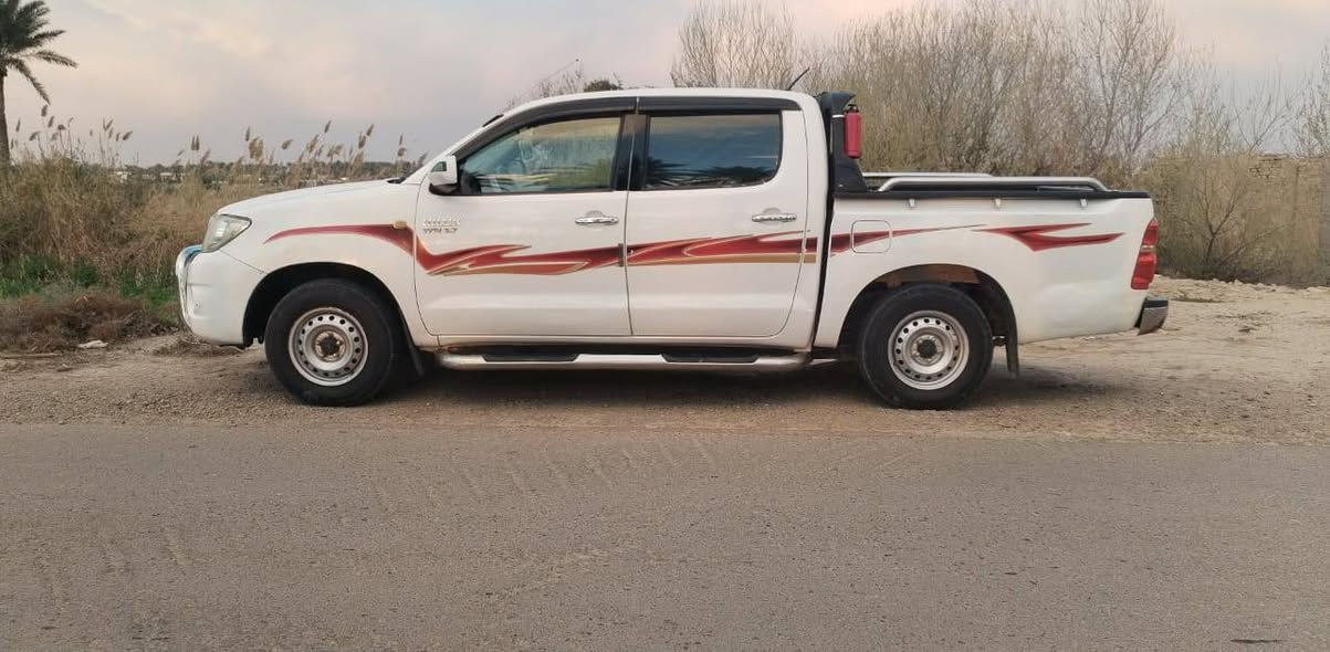 سلام عليكم شباب عندي تيوتا  البيع موديل 2011 سعودي سياره كير ومحرك وظع شركه ما مفتوح سياره كلش حلوه ونضيفه صدر مامي خلفي نافظهه نفظ كله جديد تخم تايرات  جدد بيهه فقط جاملغ المامي اليسر ترايهه من شمال الجنوب مكان السياره عرب الجبور ***********
***********
