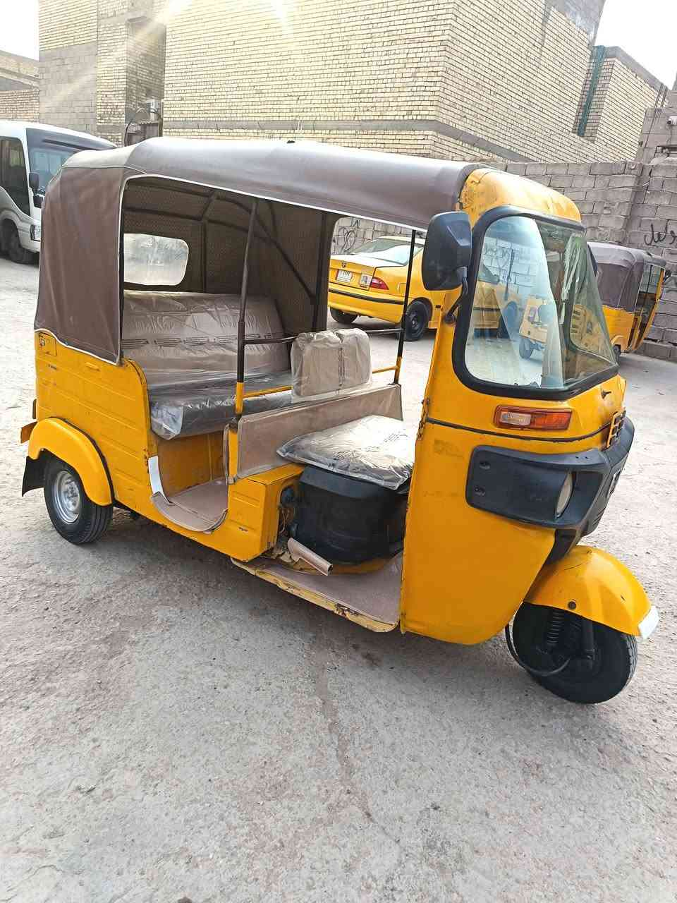 سلام عليكم تكتك ١٧ شهر ١١ مكنيه جديد مال ٢٠ جديد لا تنقيص ولا تبخير اورق المصطفى كامله اصوليات تكتك جاهز مابيه اي نقص المكان بغداد سعر 3250 بيه مجال ***********
