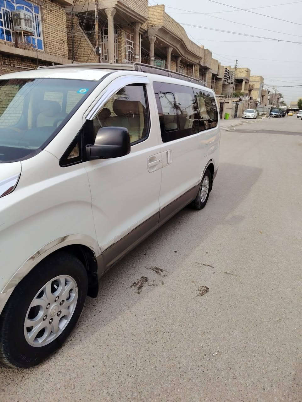 سلام عليكم ستاركس موديل 2009 مكفوله كفاله عامه من صبغ وضربه شواصي مكينه تبريد شغال تخم تاير رقم ديالئ العنوان بغداد رقم هاتف ***********
