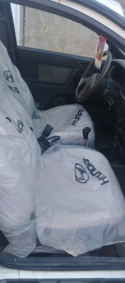 السلام عليكم
هونداي النترا موديل 93

بيها تبديل وصبغ جاملغ وبنيد تبريد يشتغل بس نقص راديتر كهربائيات كلها شغاله داخل كلش حلو وسيارة مالت بيت وكلش حلوة سنوية الى 2030 وبأسمي السعر 38 ورقة وبيها مجال هاتف ***********
