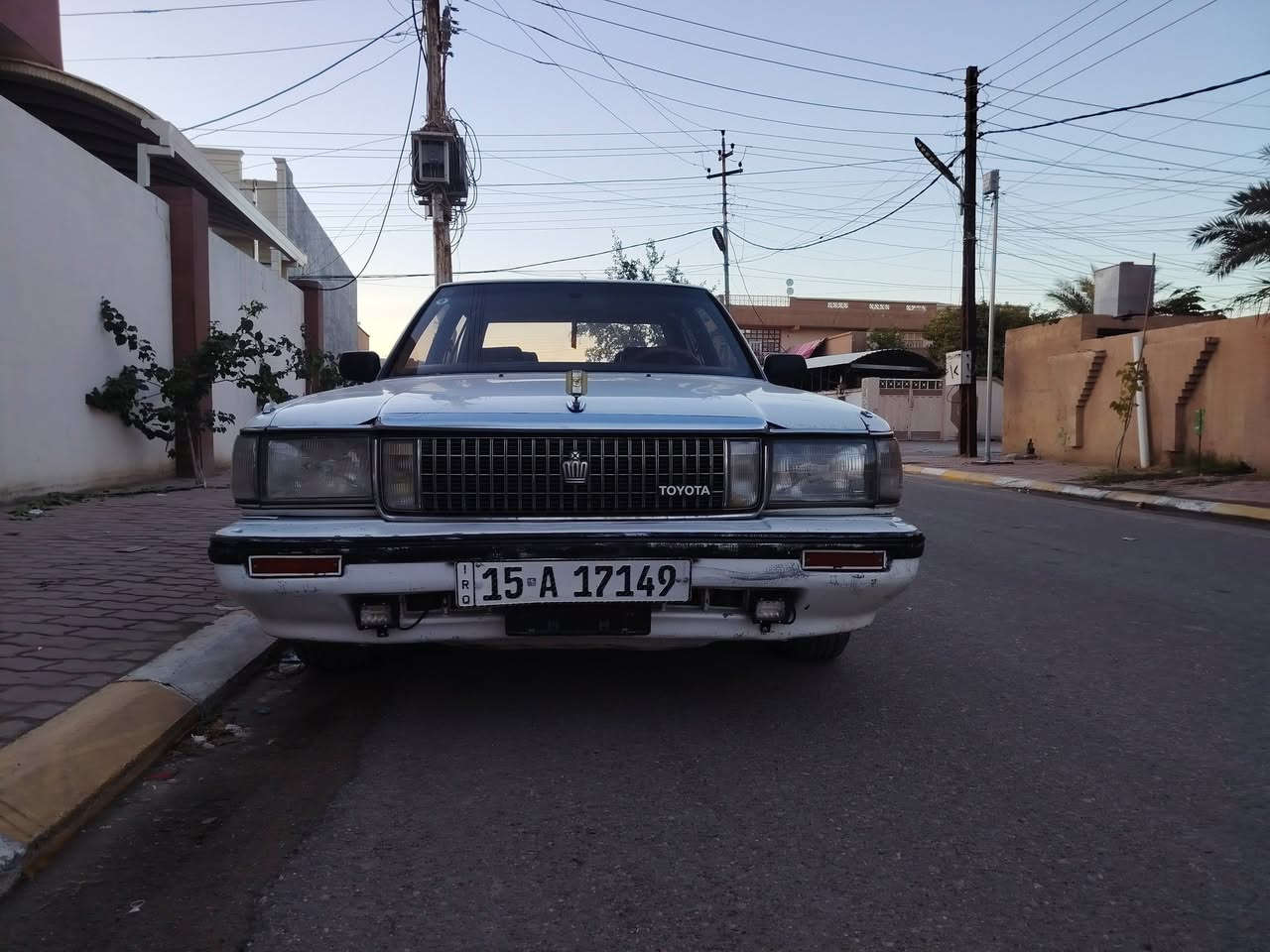 سيدان للبيع موديل91محزمه صبغ الخليج مابيها دعمه اكسل 3قطع محرك بلاد وبحالة جيده مابي صرف سعر 47وبيها مجال مكانها تكريت ***********
