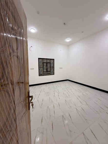 🏡 دار حديث للبيع – جاهز للسكن

🎯 المساحة: 180 متر
📜 الطابو: زراعي عراقي سند 25
📍 العنوان: البصرة – أبي الخصيب – محولة الزهيري

المواصفات:

غرفتين نوم

صالة واسعة

مطبخ

دوانية

صحيات

كراج

حديقة

جميع الخدمات متوفرة

💰 السعر: 100 مليون وقابل للتفاوض

📞 للاستفسار: ***********
