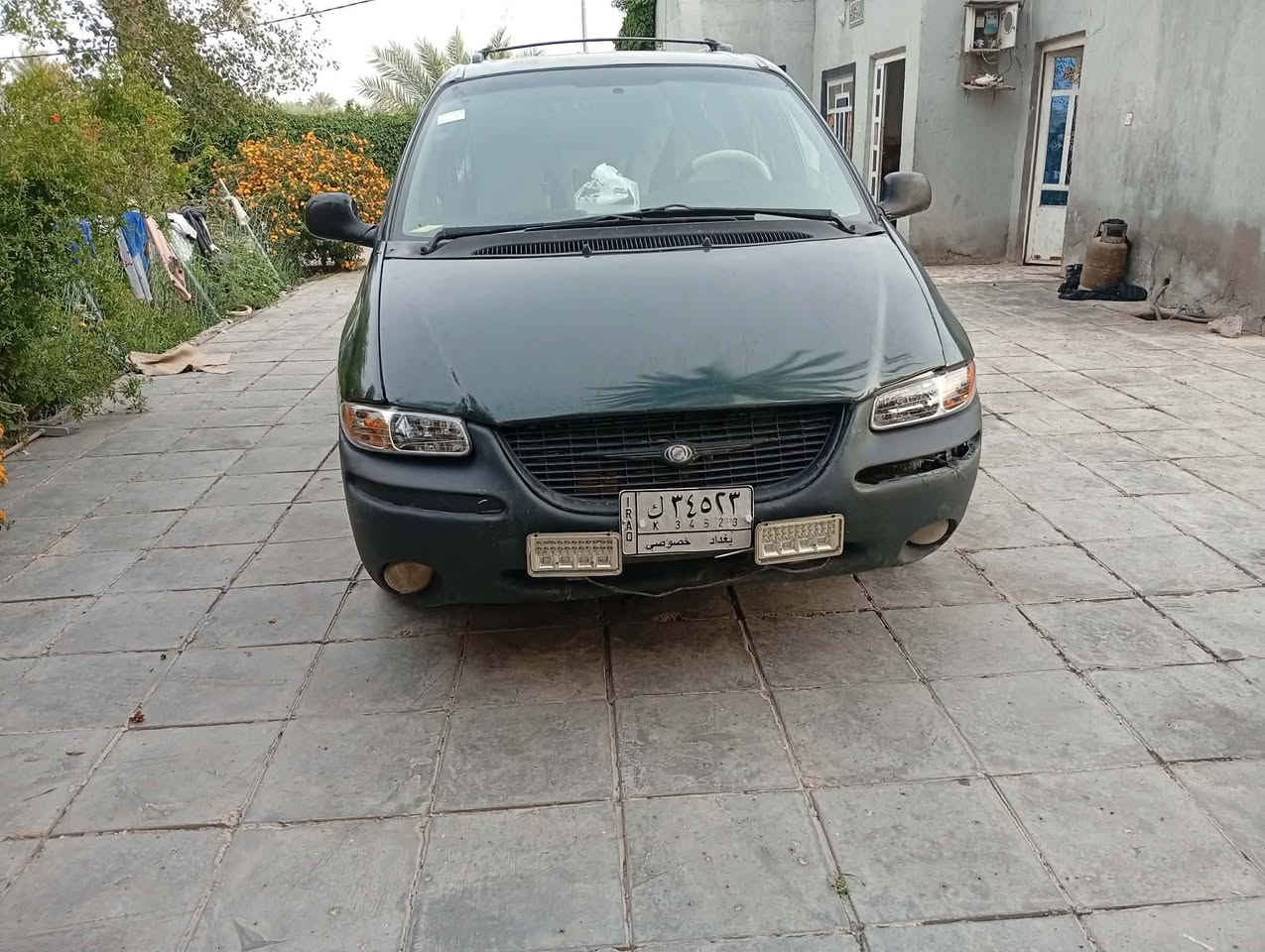 السلام عليكم دوج بلايزر موديل 2000مكينه3300رقم بغداد للبيع او مراوس بيكم أو سياره زعيره كامله تخم تاير كير ومكينه حاويه تبريد شغال كهربايات سغاله مكانهه بابل الهاشميه السعر 50وبيهه ***********
