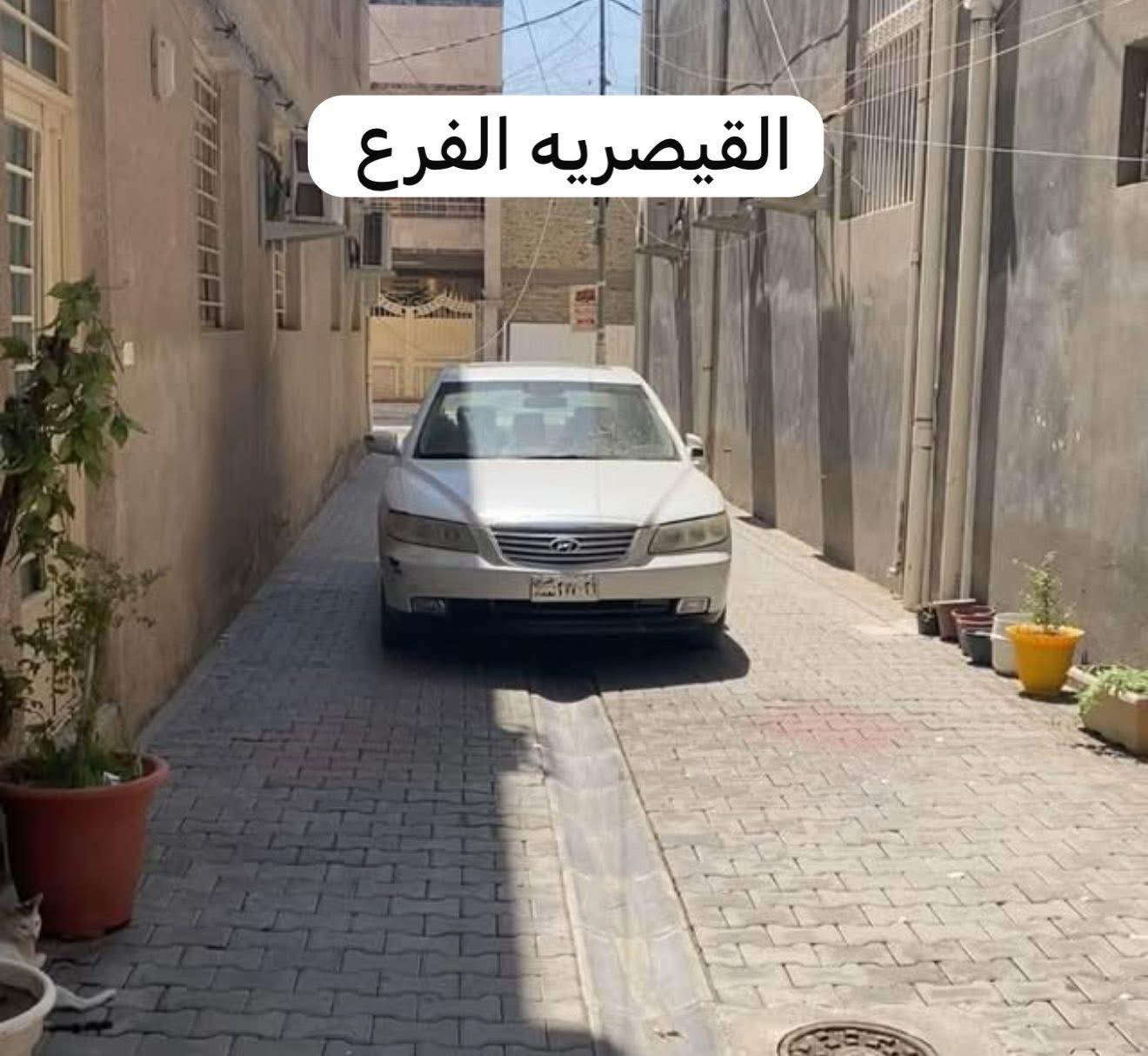 ⸻

🏠 بيت للبيع – موقع مميز شارع المغرب

📍 الموقع: شارع المغرب
داخل فرع مستشفى المؤيد الأهلي
محلة 304 – داخل قيصرية مقرنص

📐 المساحة: 70 متر
🔹 الواجهة: 7.25 متر

🏗 مواصفات البيت:
 • بيت بمدخلين
 • يتكون من ثلاثة طوابق + سطح
 • بناء حديث نهاية 2021

🔸 تفاصيل الطوابق:

▪️ الطابق الأرضي:
 • مطبخ
 • استقبال
 • صالة صغيرة
 • صحيات داخلية وخارجية
 • ترك داخلي

▪️ الطابق الثاني:
 • غرفتي نوم كبار
 • غرفة نوم صغيرة
 • صحيات
 • بلكونة

▪️ الطابق الثالث:
 • غرفتي نوم كبار
 • غرفة نوم صغيرة
 • صحيات
 • بلكونة

▪️ الطابق الأخير:
 • غرفة كبيرة سويت
 • سطح

📞 للتواصل:
***********
