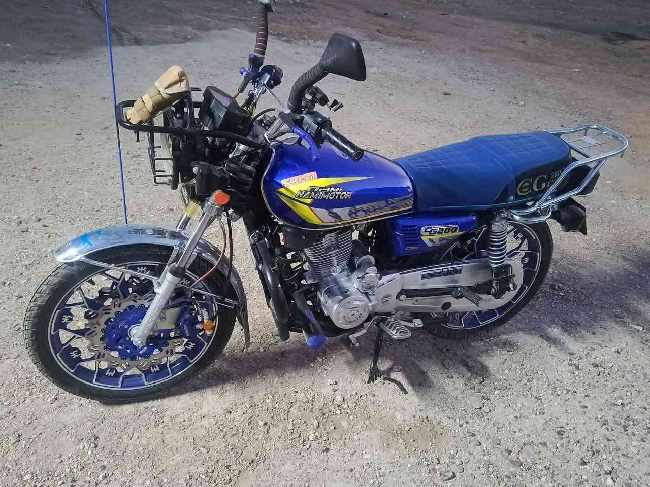 سلام عليكم
دراجه ايراني نامه محرك 200 موديل 25
بصمه سويجات 2 نظافه كدام عينك 
السعر 850 وبي مجال الاستفسار تواصل ع الرقم ***********
