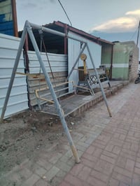 مرجوحة حديد كلش قوي بس رايدلهة صبغ مكان برمادي سعر 150 الف ‏‪077346443...