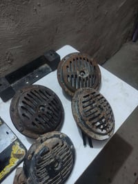 هورنات بوش • ٤ قطع • واحدة راصطة