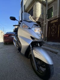 الي يدور مكفول ونازله من معرض MT  سلفر ونج لونين  (600) ماشيه 36 الف  ...