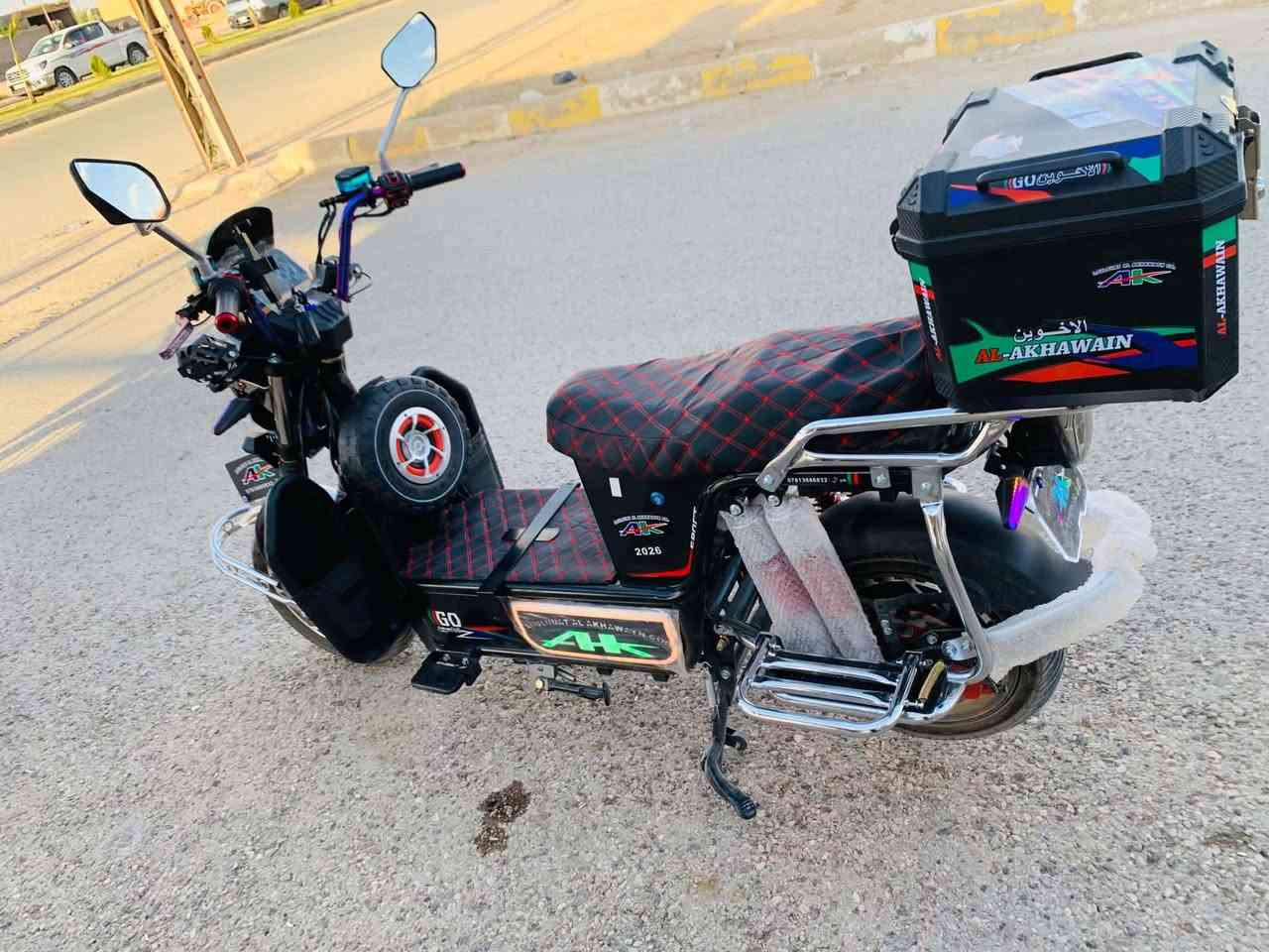 من رخصة الأدمن مكلف بلنشر دراجه مديل 26 الدراجه قبل يومين نزلت من المعرض بعدها زيرو ماشيه 7 كيلو فقط نوع الدراجه الاخوين عدد البطاريات 6 الي يحب يتواصل ويه صاحبها ***********
