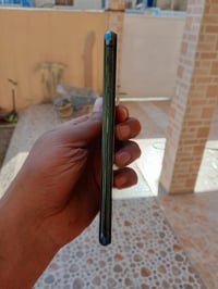 ١١ برو ماكس • ٢٥٦ • بطارية ١٠٠