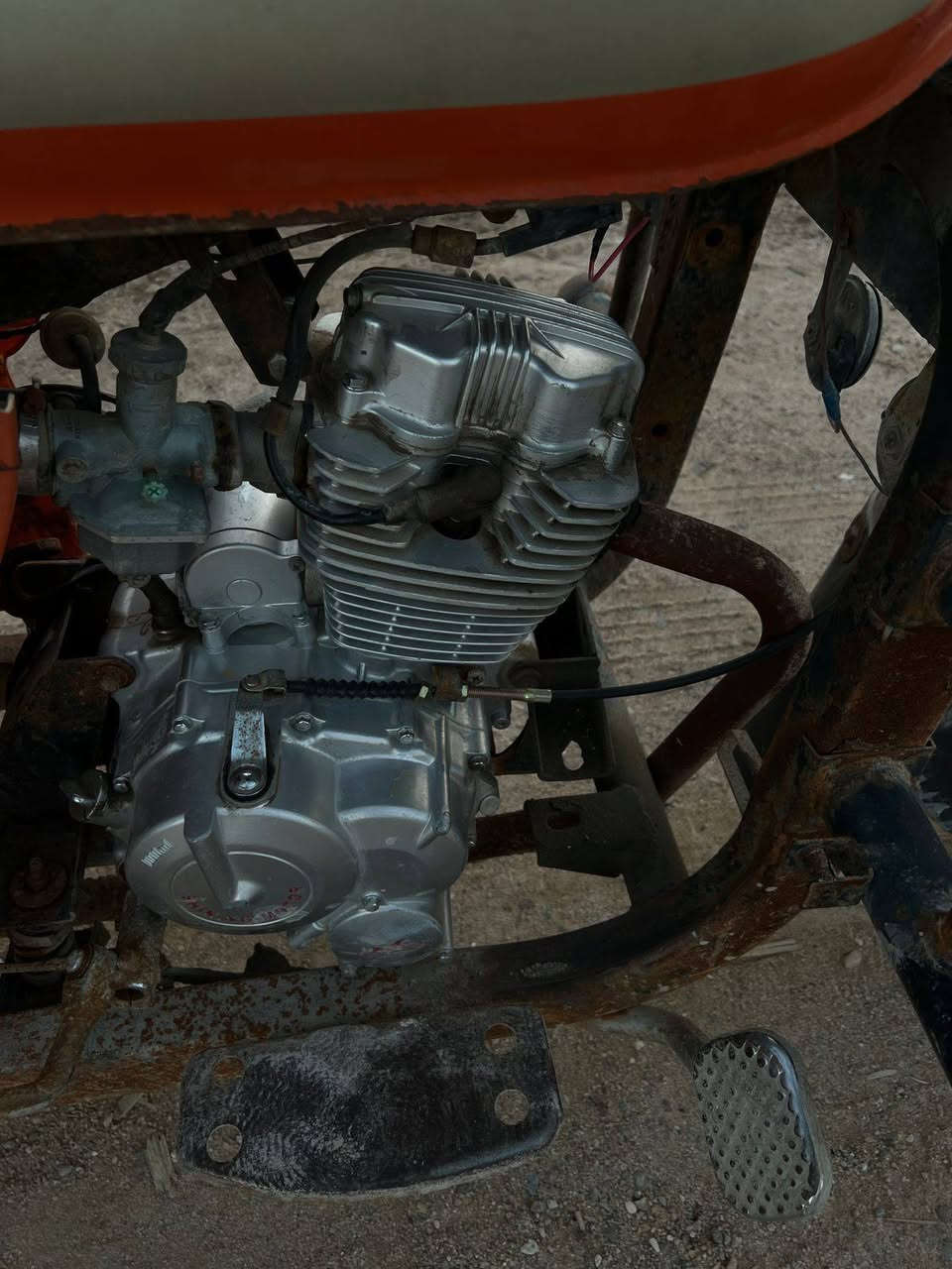 ام تي للبيع
اوارقها ضايعة مكينه نضيفه

السعر 700 وبيها مجال
مكاني بالمدينة
***********
