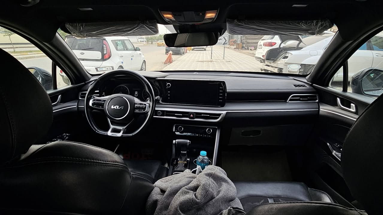 سلام عليكم كيK5 2024
رقم معوقين. تبديل بنيد وصبغ جاملغ
 بدون ضرر داخلي والباقي كفاله عامه
فول مواصفات 1/1 فئته GT ألاين 
عدا البنوراما
بصمه تشغيل / بصمه أبواب 
كشنات جلد / كشنات كرهبائيه 
سايد بريك بصمه / كأمره دواره 
تحكم إستران جهتين 
بلاجكتوات / اليت زنون 
فول الأخير 
سياره جاهزه محرك كير حداديه تبريد جاهزه الأخير 
السعر 178 وبيه مجال 
المكان الناصريه 
الاستفسار 
‭***********// ***********
