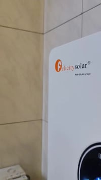 الزاهرة • انفيرتر فيليستي ٦٠٠٠/٧٥٠٠واط • بطاريات فيليستي ١٠كيلوواط