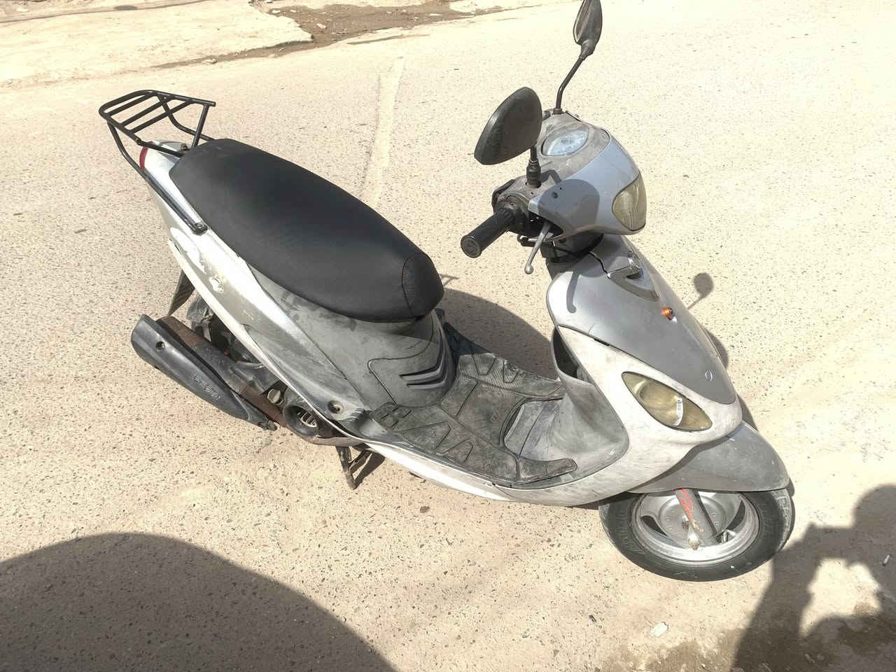 دراجه ماكس منغولي للبيع الدراجه كامله سلف هندر كهربائيات شغاله اوراق موجوده عندي  
السعر 500 بغداد. بلديات

‭0770 586 7649‬
