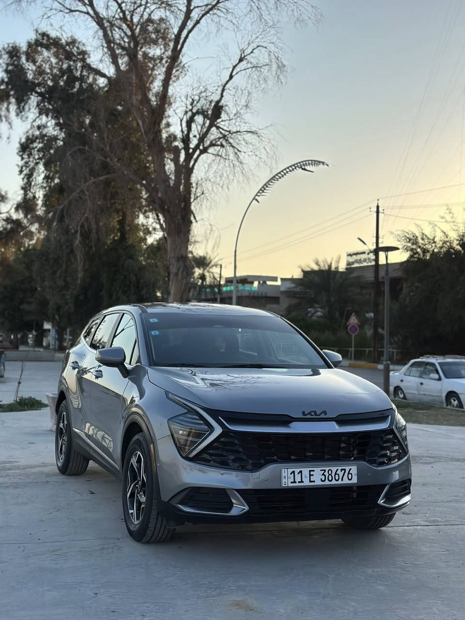 السلام عليكم
للبيع 
سبورتج ٢٠٢٣ وارد امريكي 
ماشية 32
حادث جاملغ وبنيد صبغ ٣ قطع 
مواصفات السبورتج الاعتيادية 
رادار امامي 
حساس خلفي امامي 
كامرة خلفية 
٤ وضعيات قيادة 
للاستفسار : *********** 
مكان السيارة بغداد الكاظمية
