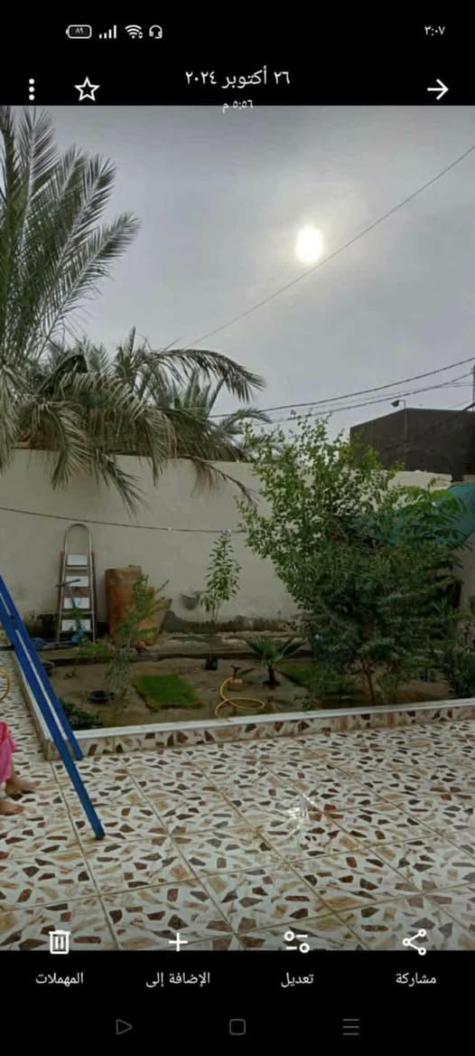 دار للبيع حي العزل زراعي
غرفته وصاله ومطبخ وصحيات وطارمه 

مساحه 133 م بناء نظيف طابوق عكاده 

السعر جدا مناسب 29 مليون 

للاستفسار ***********
