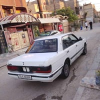 سيدان موديل 90 للبيع عنواني بغداد البياع سعر 27 رقم الهاتف07782285367