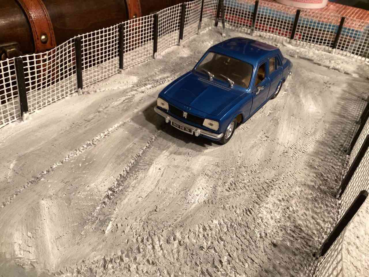 سيارة بيجو ٥٠٤ حجم ١ / ٢٤ و حجم اصغر 
Peugeot 504 france


**إذا كنت صاحب هذا الإعلان وتريد حذفه لأي سبب، رجاءا أرسل رسالة إلى الدعم الفني**