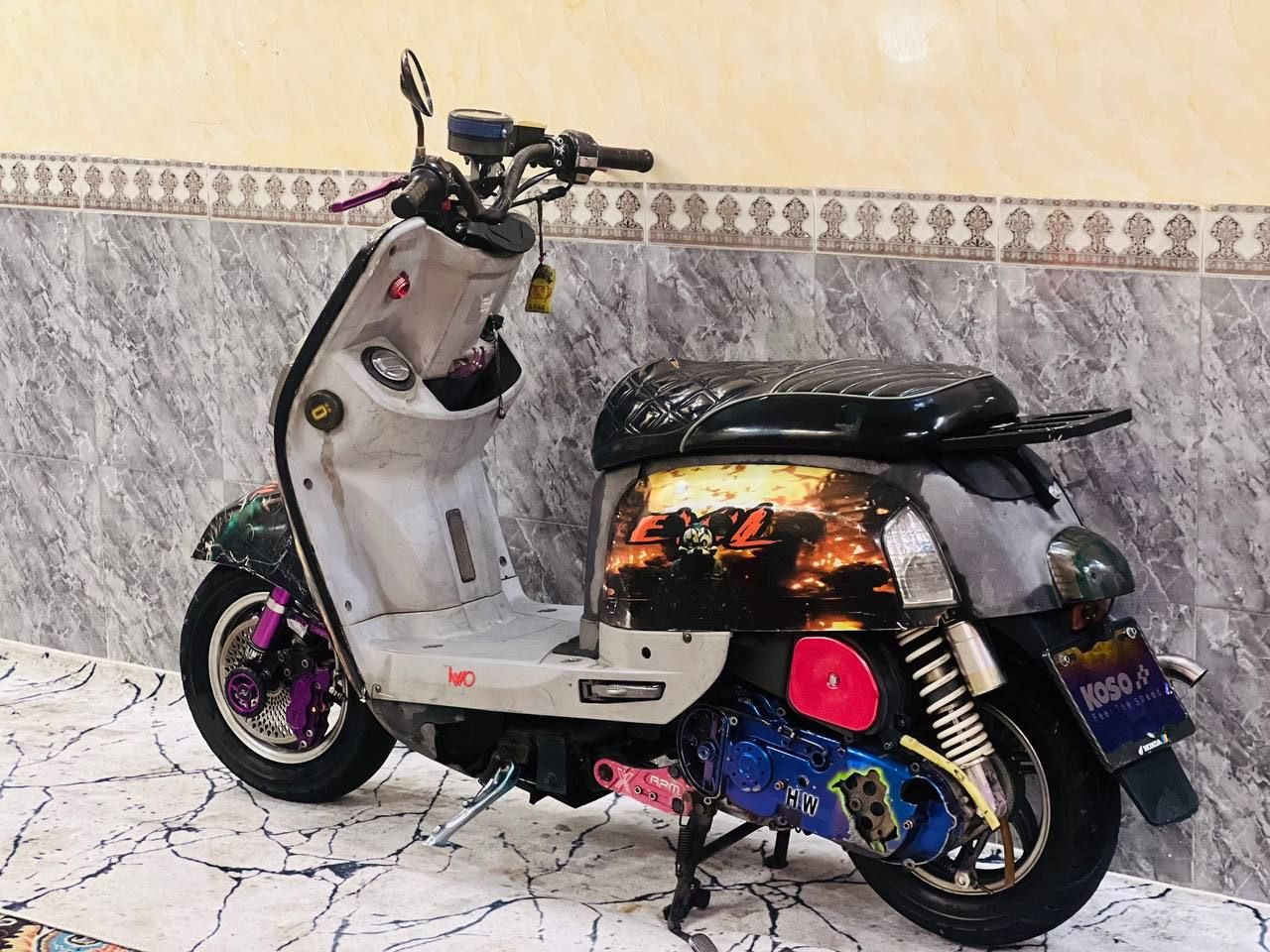 سلام عليكم ماكس بوليس للبيع دراجه مزوعه تزويد من طول للطول مكينه 55بلاد برغي مامفتوح بيها كفر وشمته بلاديه دراحه من خارج اجت مزوده داخلها الوحيد بل عراق دراجه ميحتاج اسولف عنها هيا سولف بل تزويد وبل جمال مكينتها تأكل الكاع بل شلعه والمشي هاذه رقمي ***********الشراي بخدمته سعرها خاص
