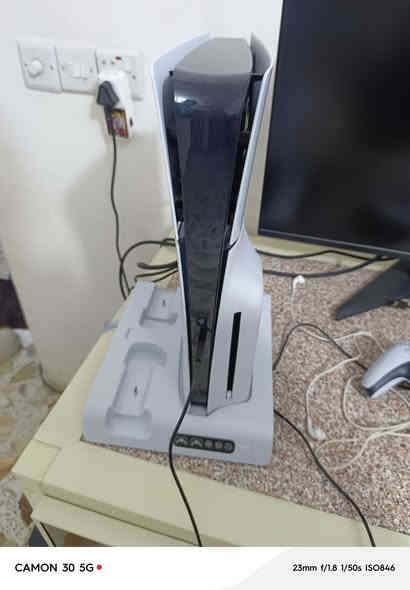 السلام عليكم ورحمه الله وبركاته 
رجعت نشرت للتوضيح ومستعجل ع بيعتهن
الله وكيلكم جدد وصولات موجوده  بلي فايف سلم واحد تيرا يو بي اس 1500  شاشه كيمنك مواصفات تدعم 2k 180,هرتز   شلعه وحده ابيعهن وقاعده تبريد مثل ماموضح بالصور مكاني بغداد الحسينيه راشديه. رقم ***********. متواجد فيس واتساب وبالخدمه للشراي. سبب البيع ضرف عندي
