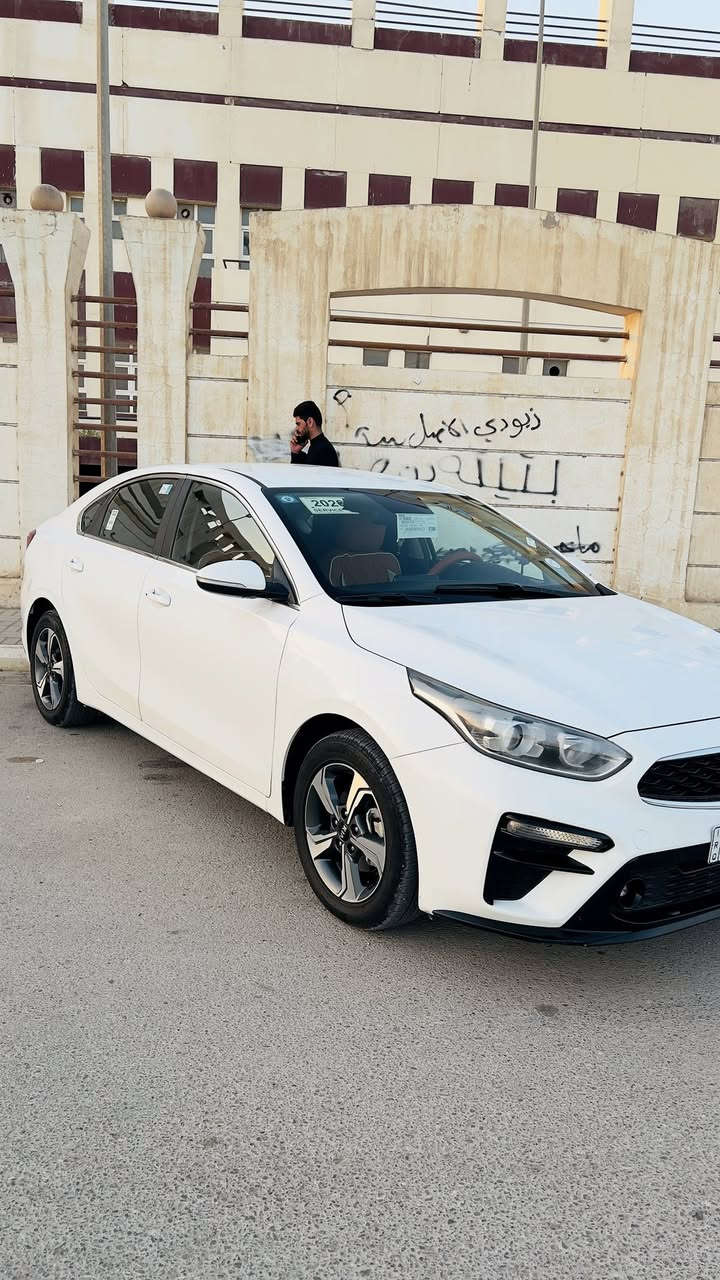 سلام عليكم سيراتو 2020 فول مواصفات
كفاله عامه 
مكينه وكير كفاله 
وتبريد ثلج
قطعتين

بصمه 

تشغيل عن بعد

مشيه 100 الف 

محرك 1600

رقم بغداد بأسمي مداور ثاني يوم

مكاني سماوة قضاء الرميثه

*********** بي واتساب

سعر خاص

