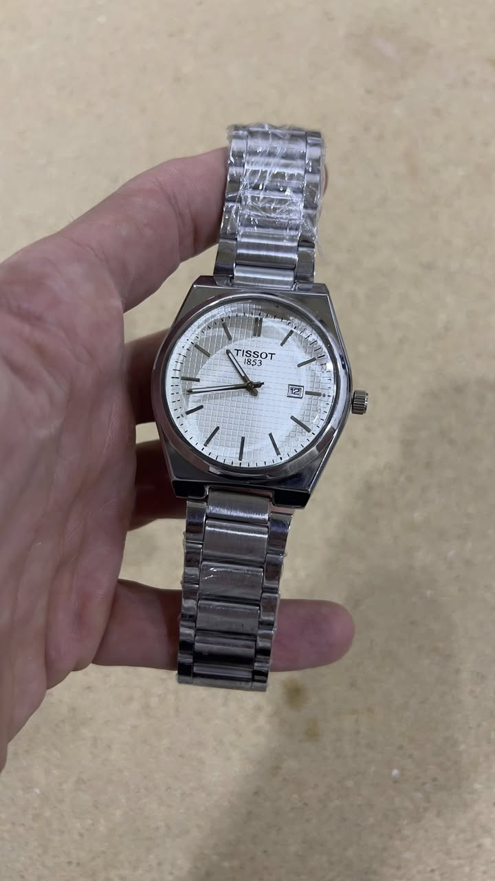 خلي هديته تكون افخم بساعة من ماركة تيسوت
تيسوت مع التوصيل والعلبة مالتها
ضد مي
ستانلس ستيل
منفذ شهري
مختوم
لامينوس
باقي اخر قطعة 20 اول تم ✅
لايك حتى لو متشتري ❤️


**إذا كنت صاحب هذا الإعلان وتريد حذفه لأي سبب، رجاءا أرسل رسالة إلى الدعم الفني**