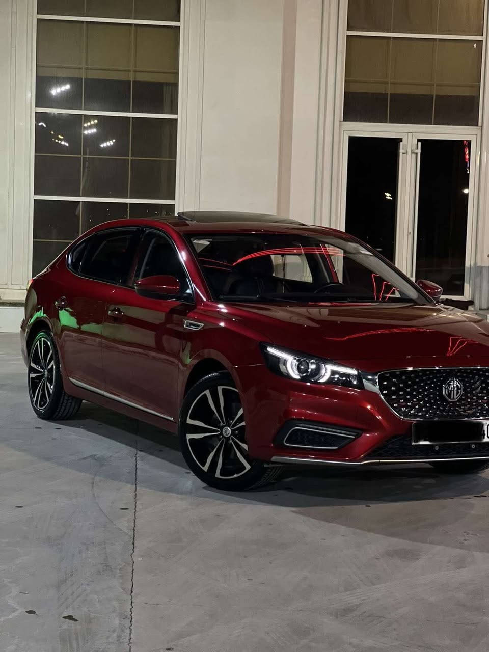 السلام وعليكم
MG6 2023 
وارد خليجي صفر اربيل لون ماروني 
ضمان شركة MG ضمان 6 سنوات و200000 الف كيلو بعدها بلضمان 
ممشه السيارة 44 الف كيلو 
ربع الجاملغ الخلفي مصبوغ اثر طخه ماطور بدون ايرباك بدون دواخل السيارة 
مواصفات 1/1 
حجم المحرك 15 توربو 
فتحة سقف 
بصمة تشغيل وبصمات ابواب 
شفتات ستيرن 
داخل احمر جلد بلادي 
كشن السايق كهربائي
حساسات خلفية
مرايات شفط 
اوتو هولد 
هندبريك بصمة
داخل كاربون فايبر بلادي
ويل حجم 19 
عداد الكتروني دجتل
تحكمات بلستيرن 
تحكمات بعدسة الايت
تبريد قطعتين 
سعر السياره 110 ورقة وبيها مجال بسيط 
مكان السيارة اربيل 
للتواصل ***********
والله يرزقنه ويرزقكم
