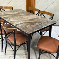 ميز طعام خشب • كشنات جلد • ٤ و٦ كراسي