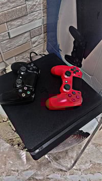 بلايستيشن ٤ • مهكر نظام ١١ • جويستك ٢