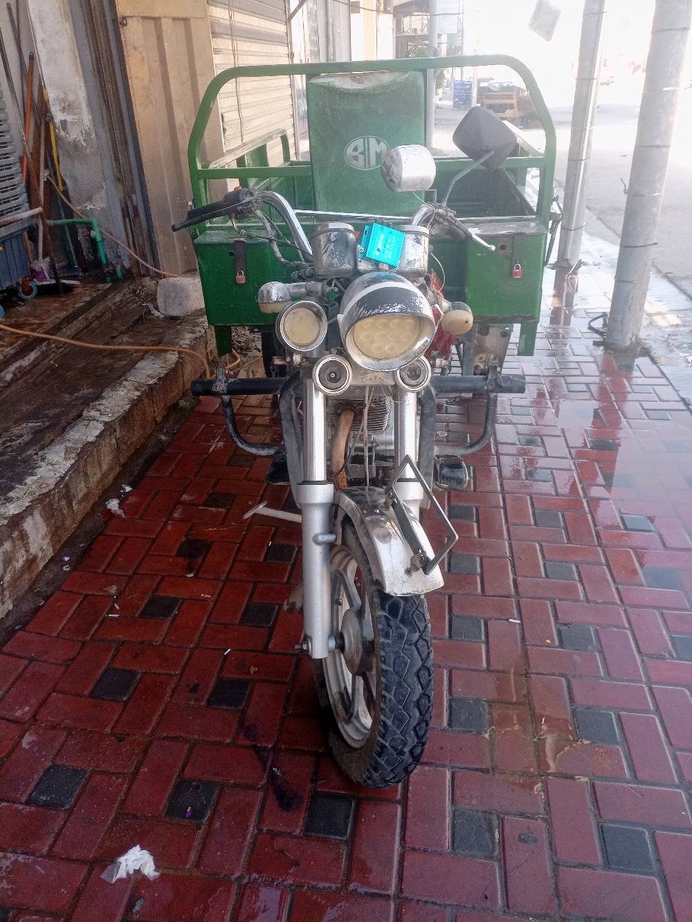 عنوان كربلاء حي النواب ستوتة للبيع مديل 22 اوراق أصولية بسمي