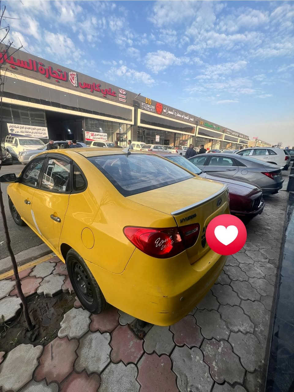 النترا ٢٠٠٩ 
بلا ضرار بلا تلقيط
محرك ١٦جديد
كير جديد 
طخم جديد 
طخم تايه جديد 
يعوزها بس صبغ 
رقم جديد بس على ستلام 
***********
***********
