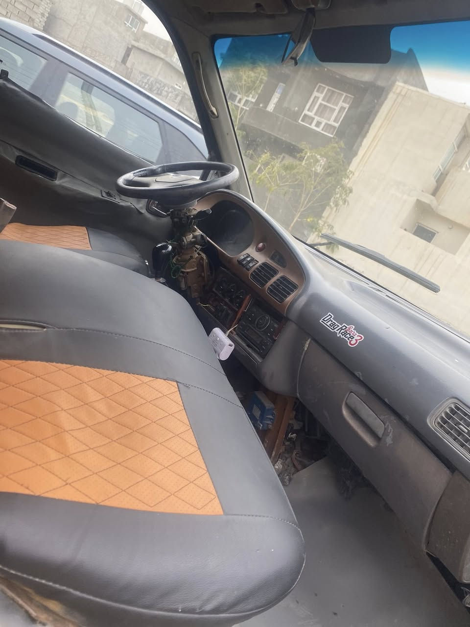 بريجو ٢٠٠٢ سنويه عضم ساقطه ب٢٠٢٢ راعيها ما اندله أتعهد سرقه وعشائر وإذا عليها إشاره حجز مصفره هيئه وغرامات مكينه كير اكسل جدد شرط مكينه قبل ١٠ أيام شادها شواصيها حلوه خياسات مابيها كلش قليل دوشمه ارضيه وكشنات جدد كهربائيات كلها شغاله 
*********** ديالى بعقوبه 
السعر ٢٩ وبيها مجال بسيط
