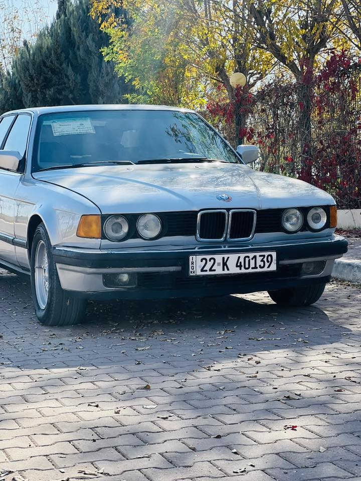BMW _ 735i
موديل 1993
فتح سقف 
سيارة بخ عام جمالية 
دعاميه ل دعامية شرط وضع بلادي 
رقم +سنوية+هزة كله جديد لغاية 2030
دبل ايرباك 3 بردات شركة كهربائي
كشنات امامي هيتر 
داخل جلد غرفة كلها وضع بلادي 
گير و محرك  شرط جديد
تبريد شغال ❄️ ثلج 
سيارة جاهزة من كل نواحي صدرها جديد
رقم اربيل دولي سيارة بسمنا 
شرط تحويل 
 
سعر $58بيها مجال

***********واتساب موجود
