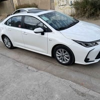 كورلا 2025 تجميع الصين  ماشيه 1000 زيرو بعدها  صار بيها جنطه خلفيه ضرر...