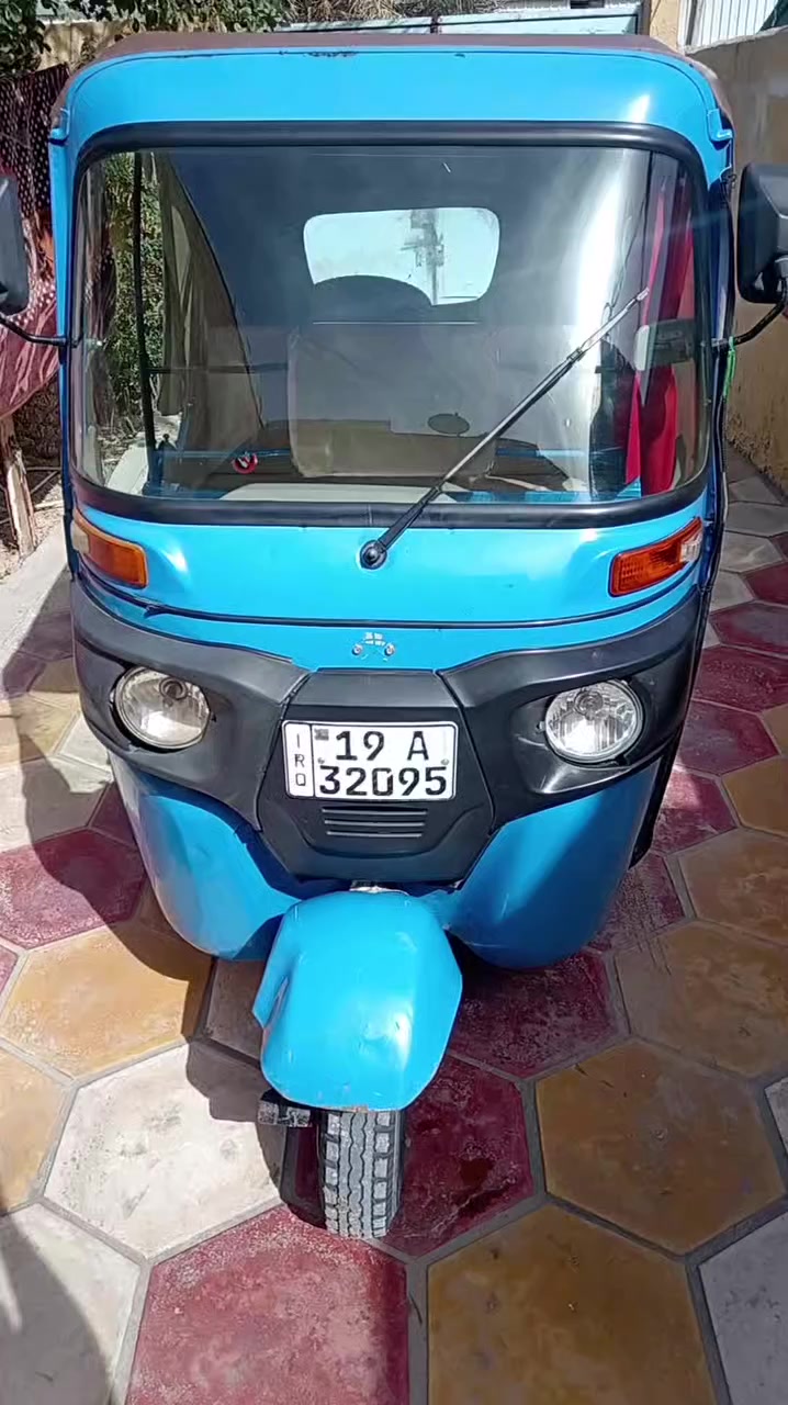 للبيع بسمي تحويل ثاني يوم موديل 21 شغل وطلع كبل للشغل ماناقصهة ولا برغي مكفولة منل صبغ والضربة بيهة بس خياسات رادلهن تعمير هاي شوفت عينك مكاني كربلاء السايلو *********** سعر 7100
