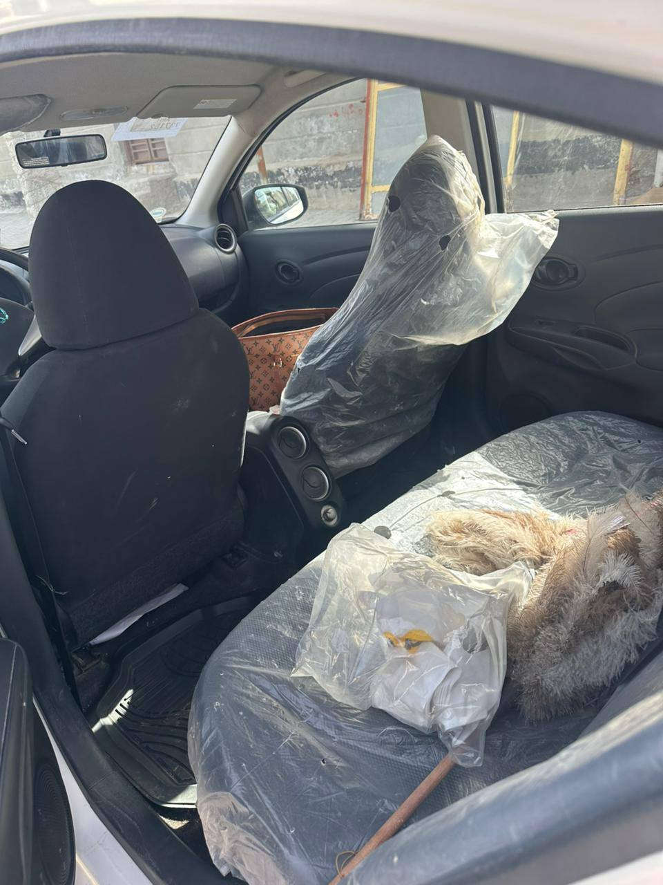 نيسان سني هندي 2024 ماشيه 50 الف     ***********  وتس اب
فقط جملغ ايمن صبغ .. بارد بل باب الايمن باقي كفاله 

سعر 112 وبيه مجال.. سياره جديده
