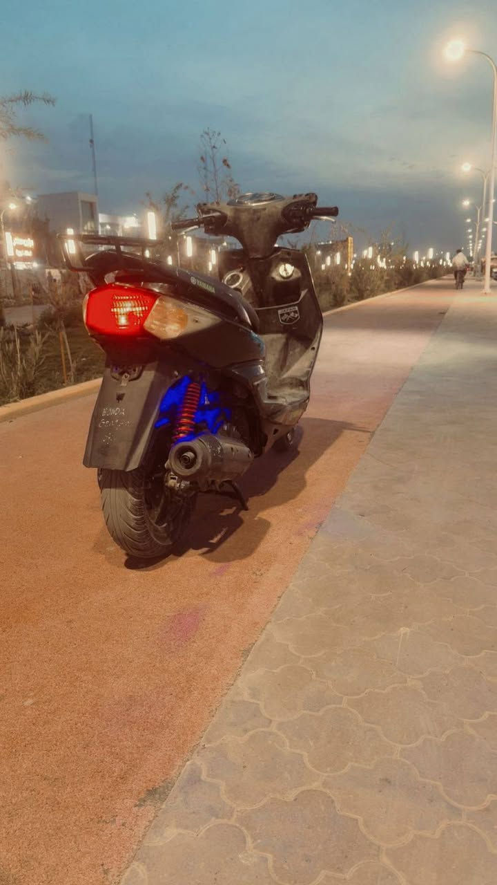 البصره الكزيزه 
دراجه سكنس فحل كلشي شغال بيهة كلشي ما ناقصهة السعر 800بيهة مجال ***********
