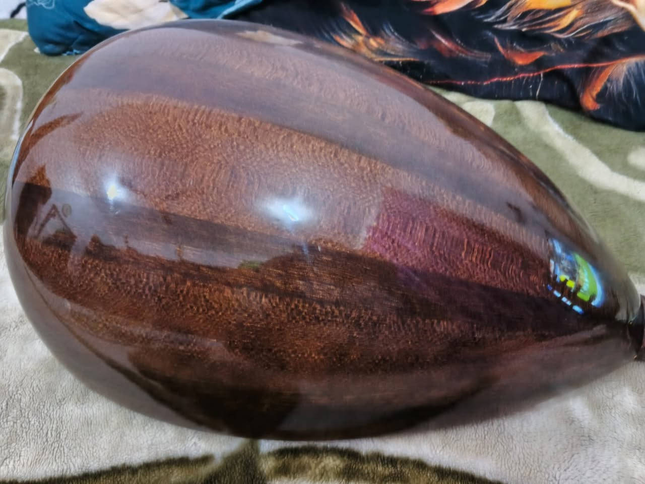 عود جديد دزاين عراقي ..
الليبل الداخلي مكتوب عود عراقي .. الصوت عالخاص.
السعر / 225 الف دينار 
مكانه بابل - المركز 
للاتصال / ***********
