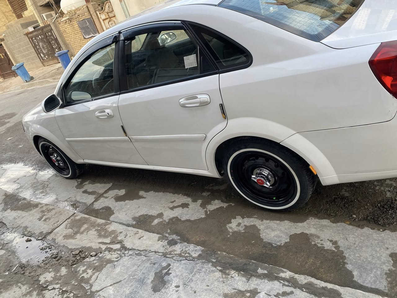 السلام عليكم مرخصة الادمن سياره أوبترا موديل 2009 اوتو كير ومحرك شرط مابيها دواخل ولا شواصي ضربه خفيفه بجاملغ الأيمن الأمامي فقط صدر جديد تخم تاير جديد السعر 80 وبيها مجال للطيبين *********** متواجد واتساب
