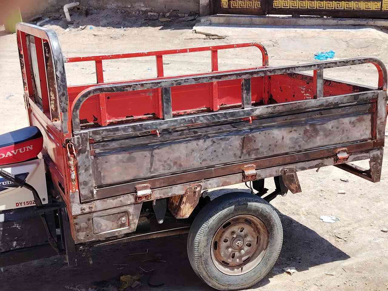 ستوته لبيع
اورق اصولي
مديل 14
السعر مليون و٣٠٠ بيه مجال
***********
 الستوته بيه لحيم بل شاصي
