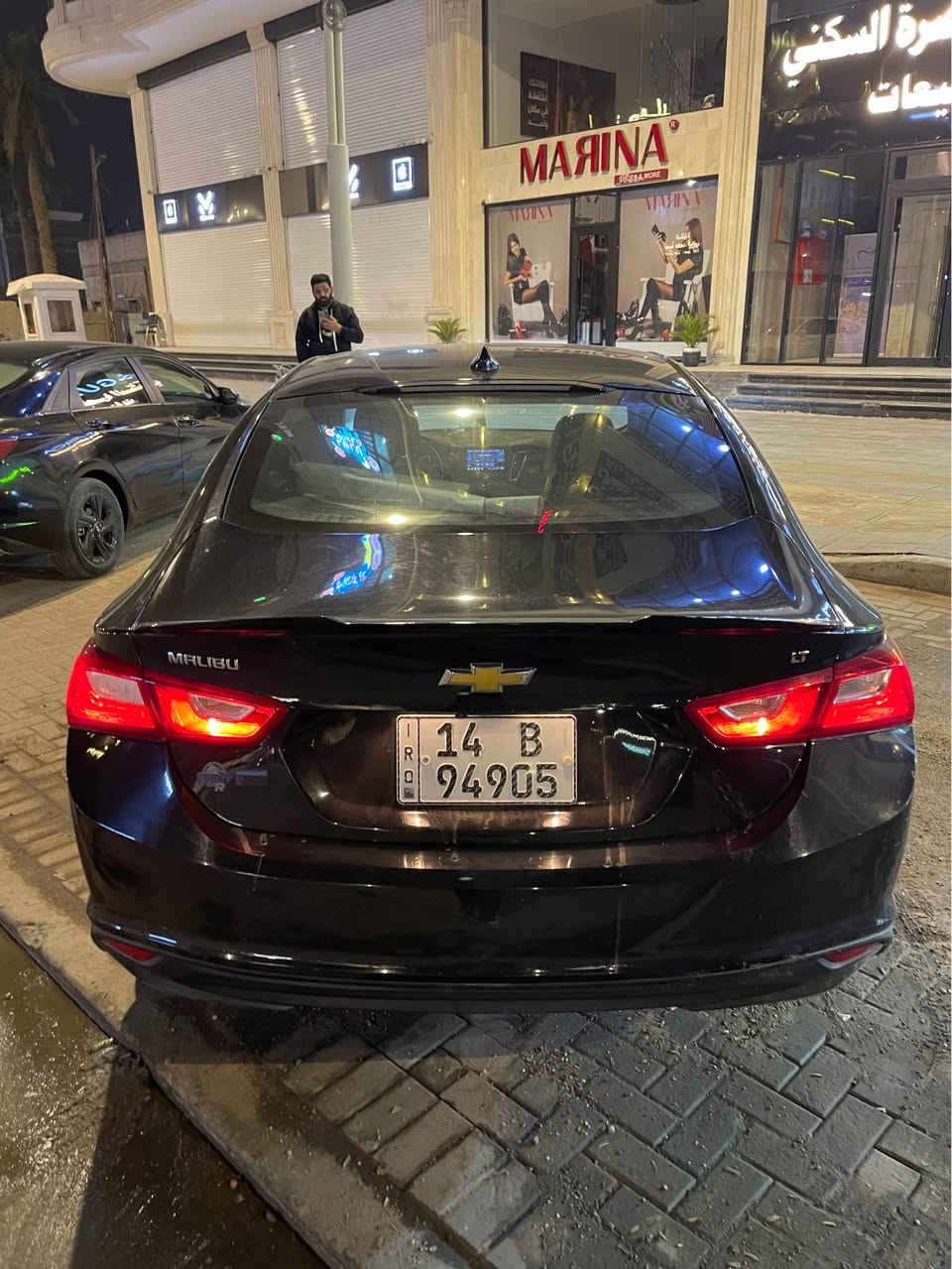 ماليبو 2023 مرقم معوقين بصره 
السياره لون اسود 
محرك 1.6 تيربو
LT
السياره مكفوله فقط تبديل دعاميه وطرف الجاملغ الامامي مشتغلينه بارد 
السياره وراد أمريكي 
مواصفات السياره كامره حساسات تحكم مري شاشه كبيره تدفئه كشنات وغيرها من مواصفات LT المعروفه
سعرها 125 وبيها مجال بسيط جدا
عنوان البصره تنومه 
***********
*********** البصرة, العراق
