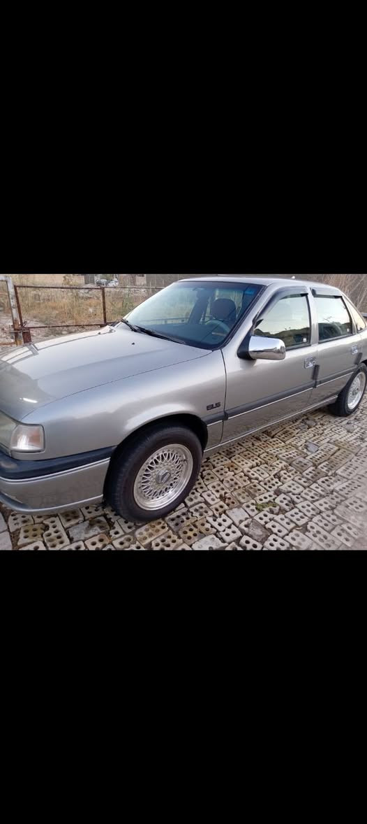 اوبل فكتره موديل ٩٣ رقم انبار تحويل ثاني يوم محرك 2000 جام اوتو شاشة سماعة بلوتوث
السيارة مصبوغة عام الجمالية
تخم تاير جديد مكينة وكير جيد جدا كير عادي 
مكان السيارة بغداد الكرخ / حي الخضراء
التواصل على الرقم
 ***********
