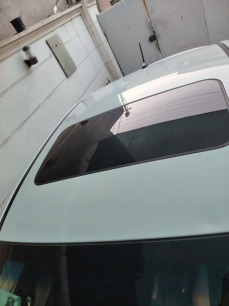 سلام عليكم سيارة اكسنت خليجي موديل 2020 نضيفه فول مواصفات بيه شويه شخطه بالباب رقم بغداد 
ومحرك 1600 
سعر (132)وبيها مجال
لتواصل رقم ***********
