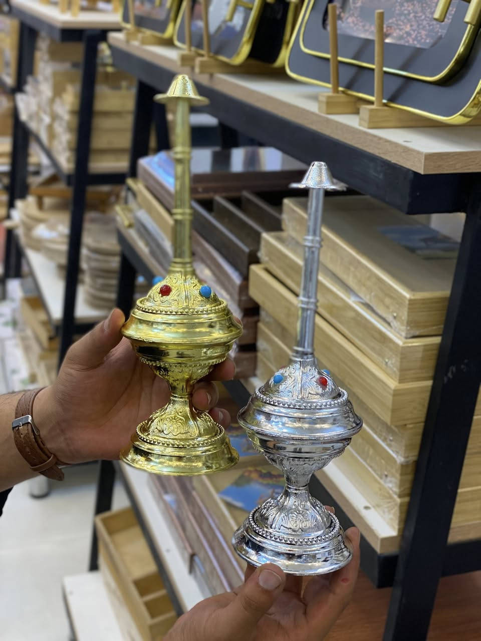 عرض خاص عرض خاص
مرشة ماش ورد حجم كبير / سعر القطعه 1000 دينار فقط
العنوان / قلعة سكر شارع سيد شبيب (بناية ومجمع الربح البسيط)

للحجز والاستفسار / الاتصال ع الرقم *********** واتساب
