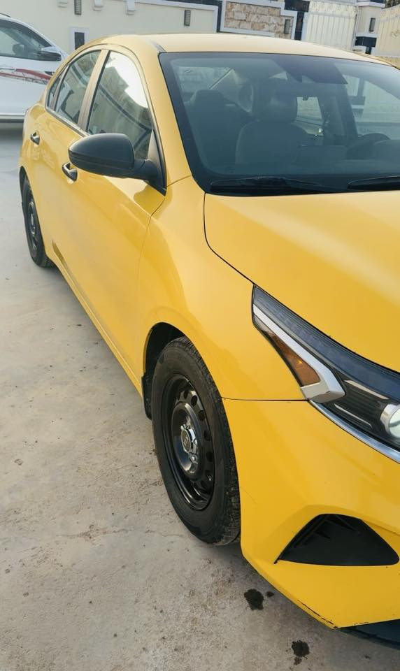 السلام عليكم كيا فورتي موديل 23مواصفات عادية منظومة غاز سيارة فقط دعامية امامية مبدلة كلها بلادية 3kpF24AD6pE554951
***********
سعرها 157
