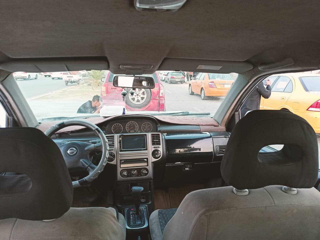 سياره نيسان اكستريل موديل ٢٠٠٦ مصبوغه عام جماليه سياره خليجي بيه فقط ضربه بجنطه مبدل قبق جنطه گير و محرك بلاد 4سلندر شرط لا تنقيص و لا تبخير كهربائيات كله شغاله بلاد حداديه جديده تخم تأير جديد سنويه صارلهه شهرين منتهيه و راعيه يريد مداور سعر 50$ وبيه مجال 
***********
