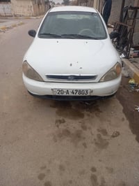 سياره 2001 جير ومكينه نظيفه الثانويه 31 كهربائيات كلها شغاله وكان حسين...