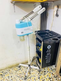 غراض محل حلاقه للبيع 07707123029